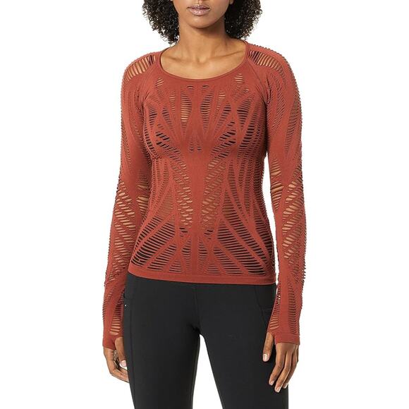ALO Yoga Tops - Alo Yoga Wanderer Top in Burnt Orange